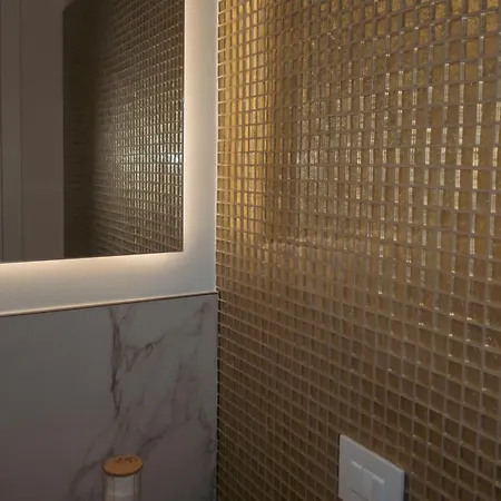 Апартаменты Angolo Di Zoe Триест